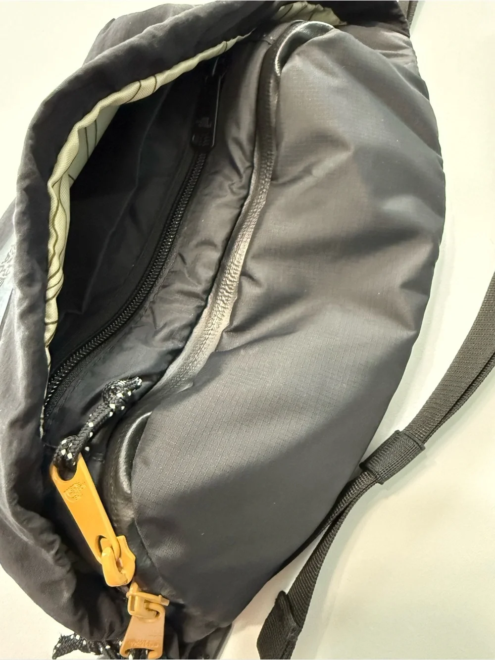 The North Face Mountain Lumbar Pack Belt Crossbody Bag Black Lightweight OS